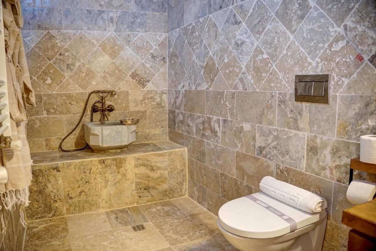 Nar I Ask Cave Hotel 5*