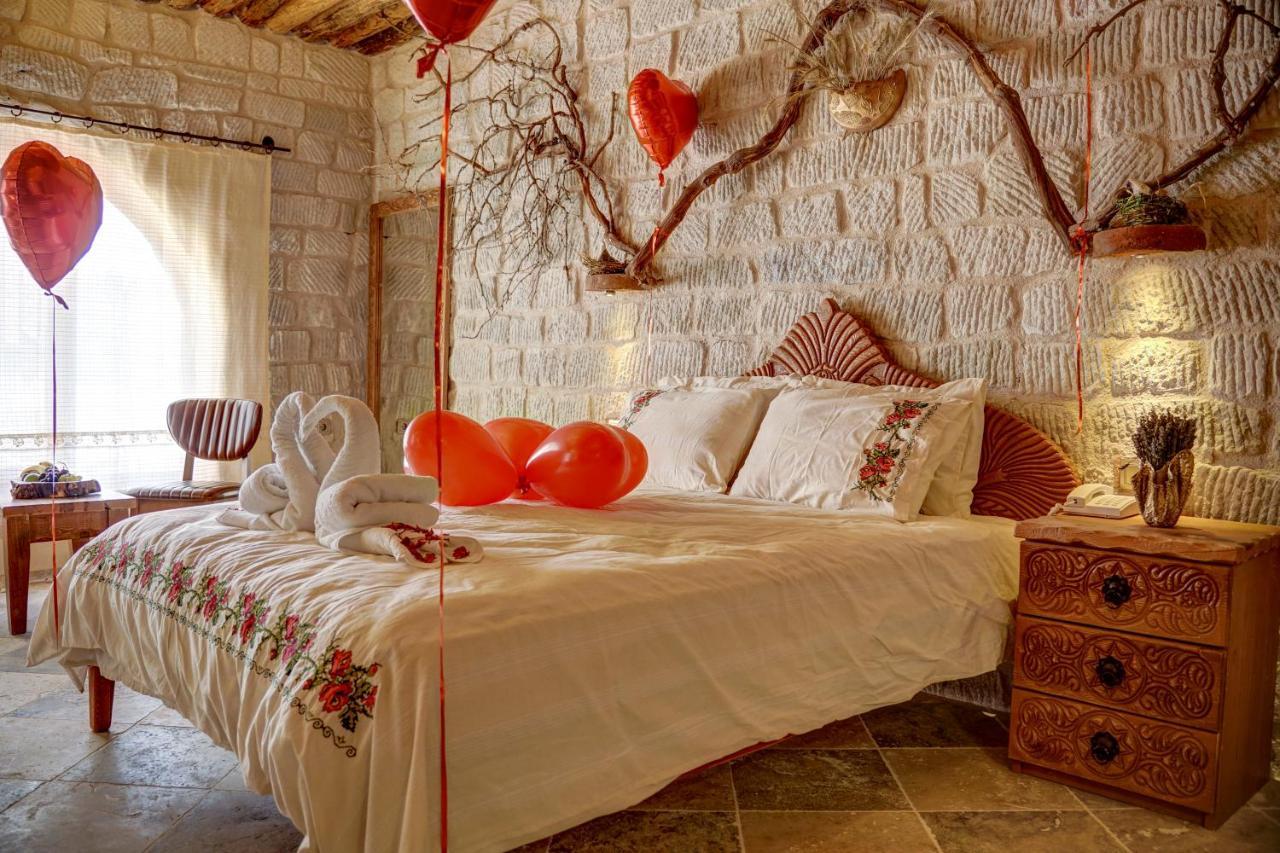 Hotel Ask-i Nare Cave - Swimming Pool & 5*